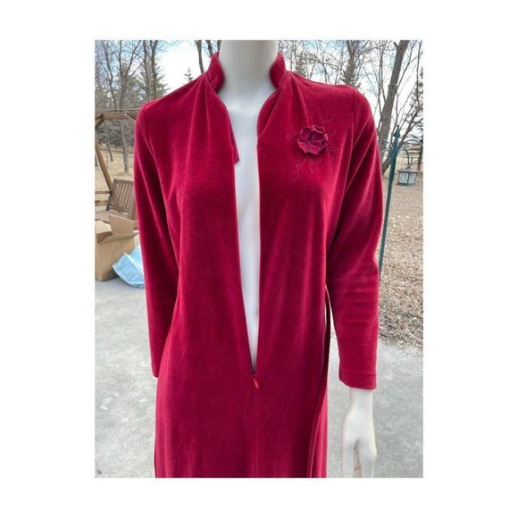 Vintage | 70s DIamond Tea Velvet Robe Burgundy Half-Zip Dressing Gown By Diane D - Picture 12 of 16